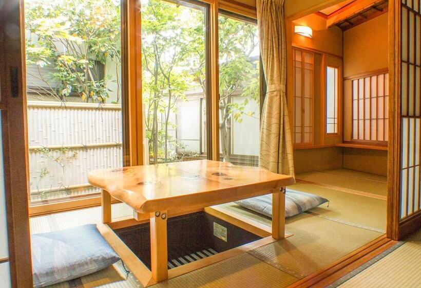 Quarto Familiar, Haiya