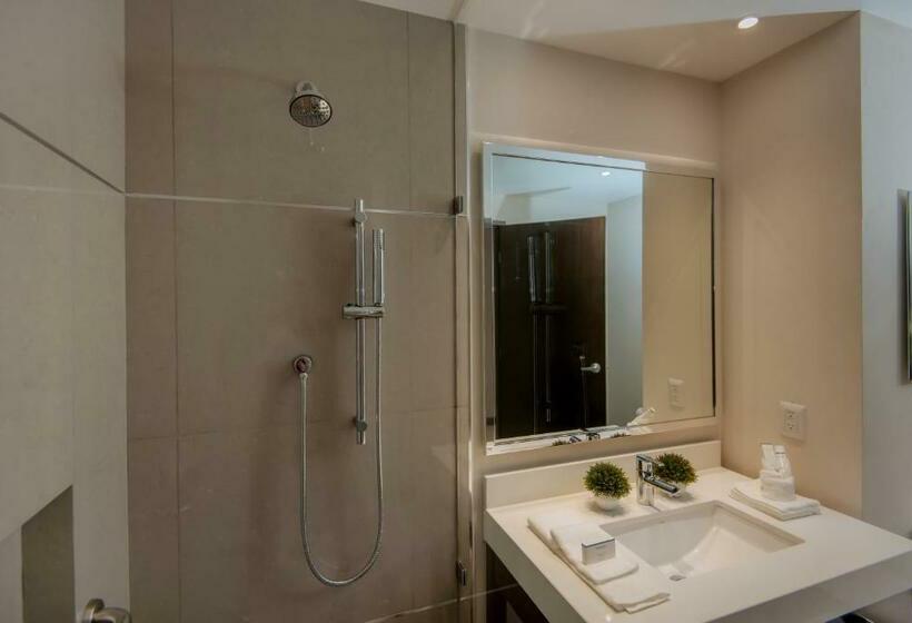 ジュニアスイート, Hilton Garden Inn Puebla Angelópolis, Mexico