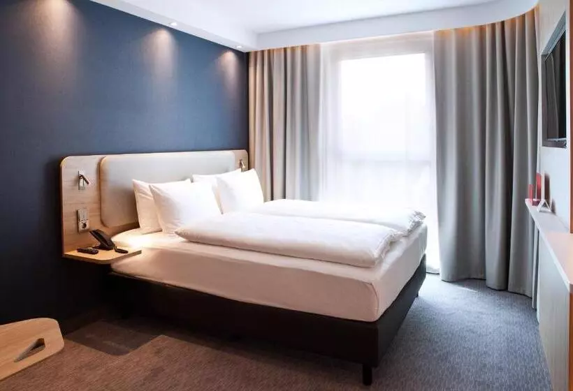 身障者適用スタンダードルーム, Holiday Inn Express   Siegen, An Ihg