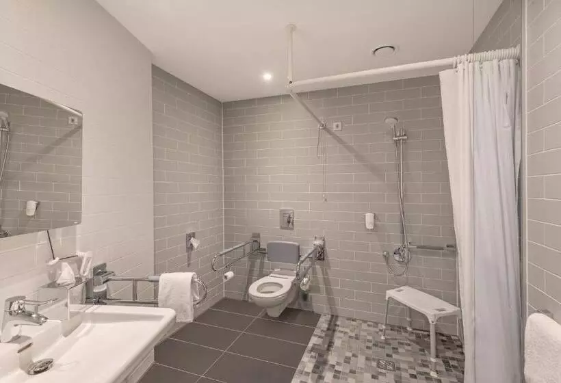 身障者適用スタンダードルーム, Holiday Inn Express   Siegen, An Ihg