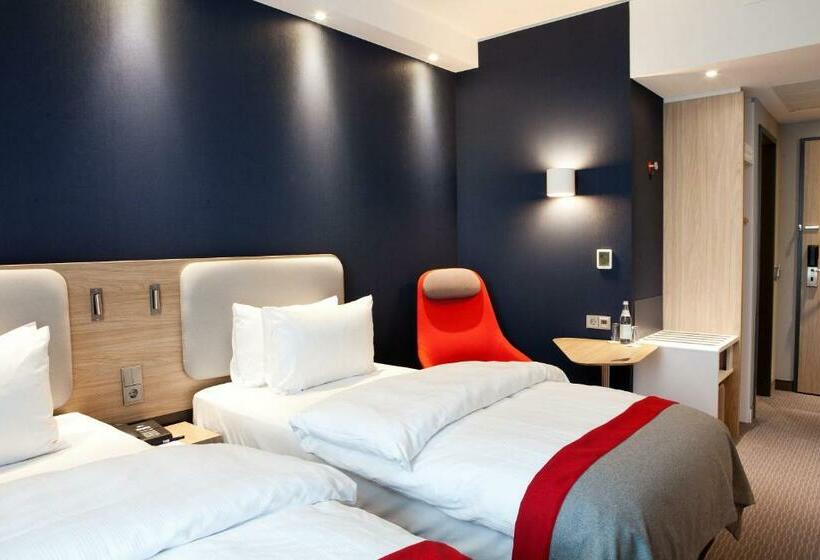 Номер Стандарт, Holiday Inn Express   Siegen, An Ihg