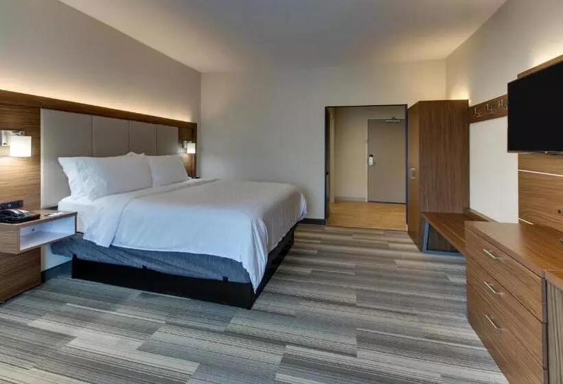 身障者適用キングサイズベッドルーム, Holiday Inn Express & Suites   Ithaca, An Ihg
