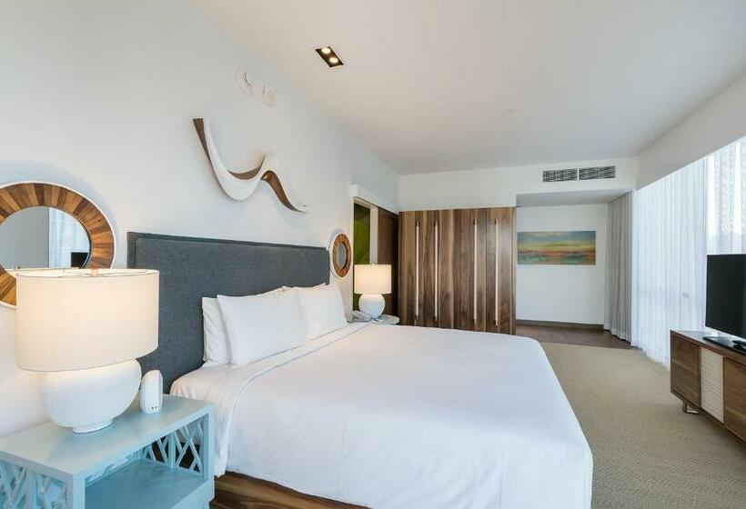 Номер Deluxe Кровать Кинг, Hyatt Centric Waikiki Beach