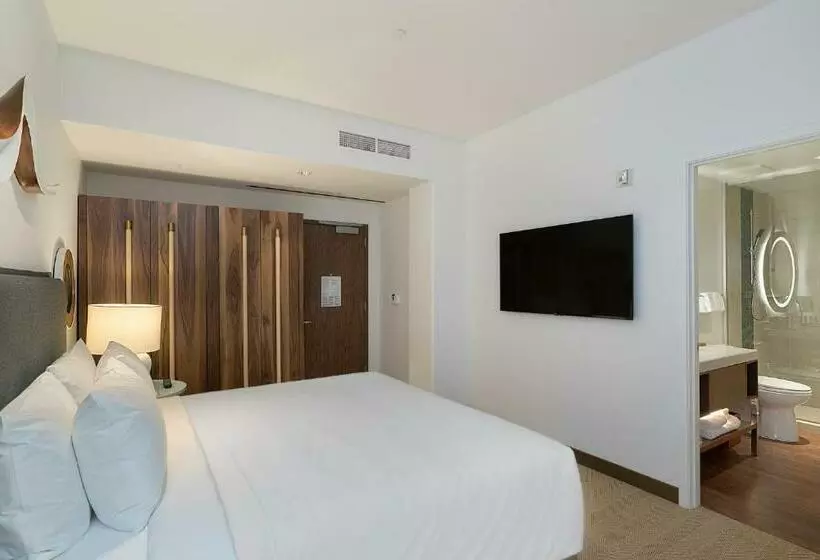 Standard Room King Size Bed