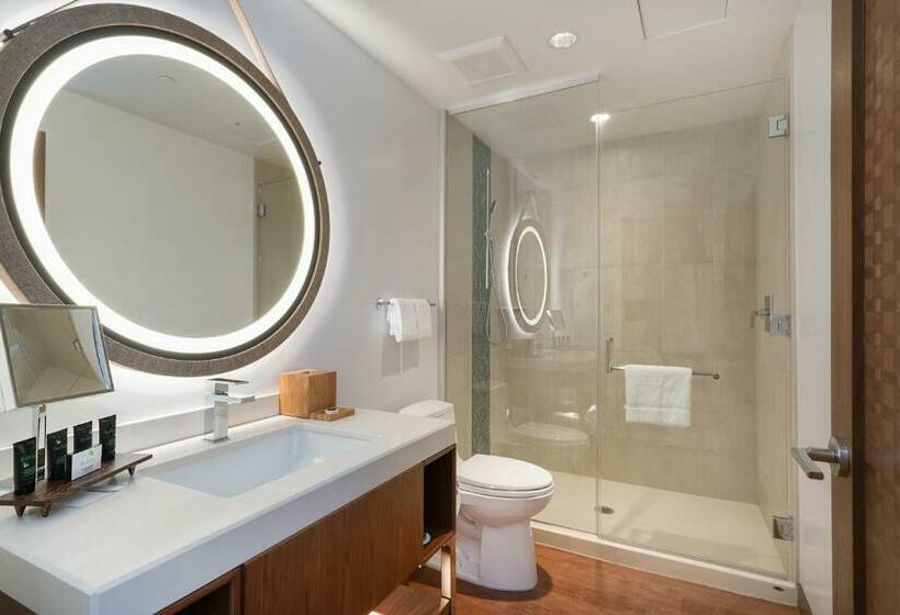 Стандартный Номер Кровать Кинг, Hyatt Centric Waikiki Beach