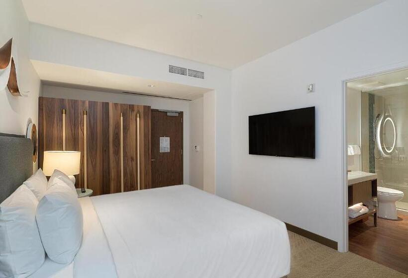 Стандартный Номер Кровать Кинг, Hyatt Centric Waikiki Beach