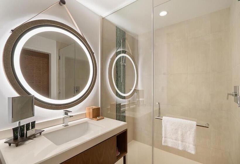 Люкс Вид на Город, Hyatt Centric Waikiki Beach