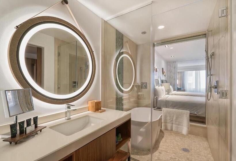 Люкс Вид на Город, Hyatt Centric Waikiki Beach