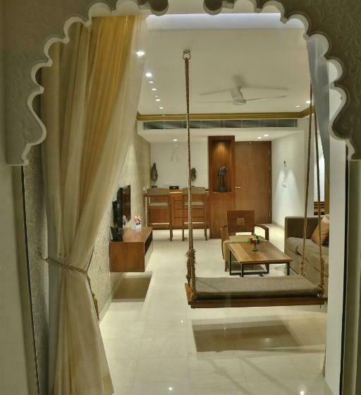 سوییت, Jaisamand Island Resort