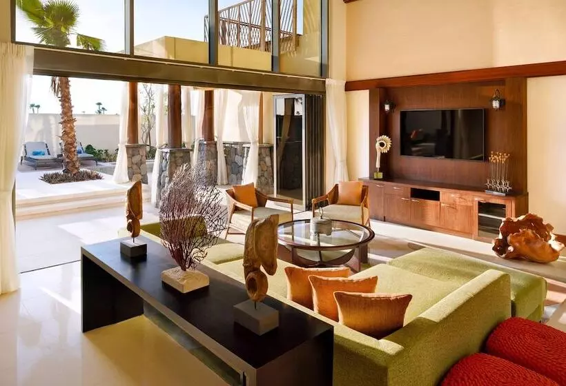 Villa 3 Makuuhuonetta, Lapita, Dubai Parks And Resorts, Autograph Collection