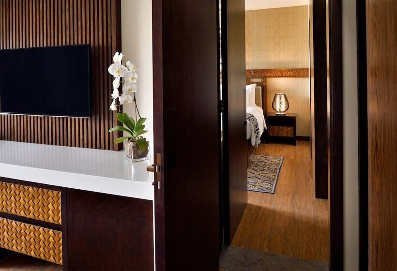 Семейный Номер Вид на Бассейн, Lapita, Dubai Parks And Resorts, Autograph Collection