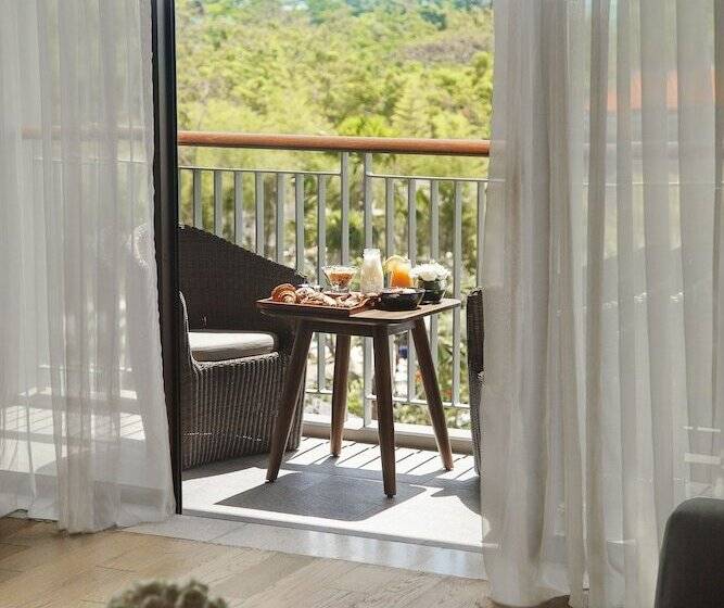 주니어 스위트, Movenpick Resort & Spa Jimbaran Bali