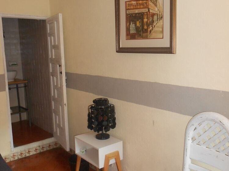 Номер Стандарт, Parrokia