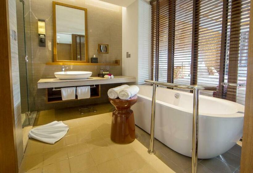 غرفة ديلوكس مطلّة علي الحديقة, Pullman Luang Prabang