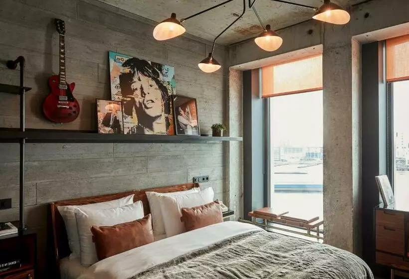 Deluxe Room City View, Sir Adam Hotel, Part Of Sircle Collection
