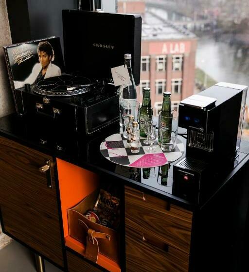 패밀리 룸, Sir Adam Hotel, Part Of Sircle Collection