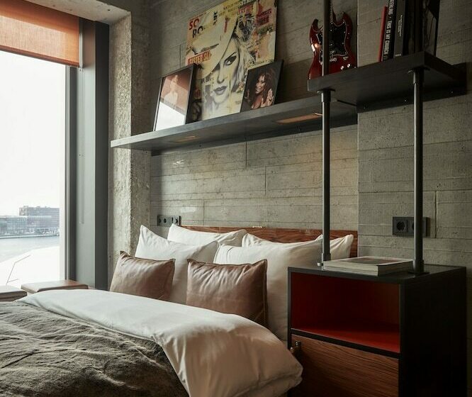 スタンダードルーム, Sir Adam Hotel, Part Of Sircle Collection