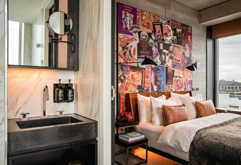 Deluxe Room City View, Sir Adam Hotel, Part Of Sircle Collection