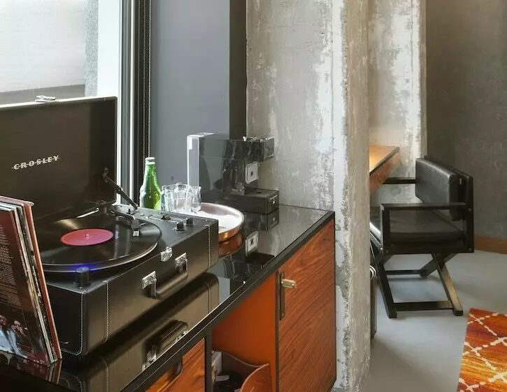 Deluxe Room City View, Sir Adam Hotel, Part Of Sircle Collection
