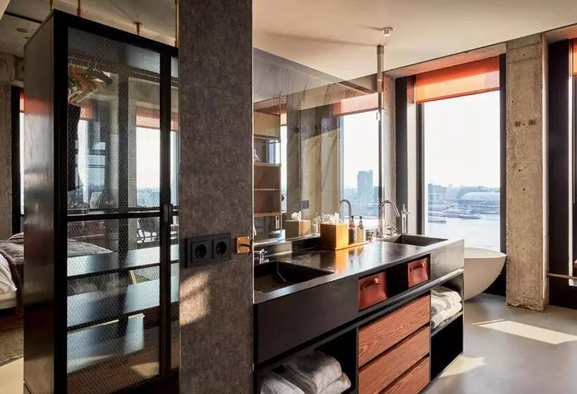 Suite, Sir Adam Hotel, Part Of Sircle Collection