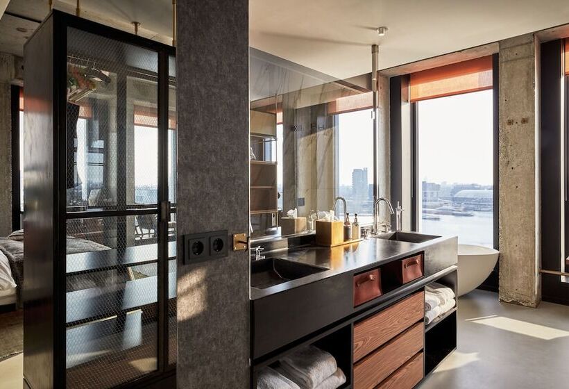 スイート, Sir Adam Hotel, Part Of Sircle Collection