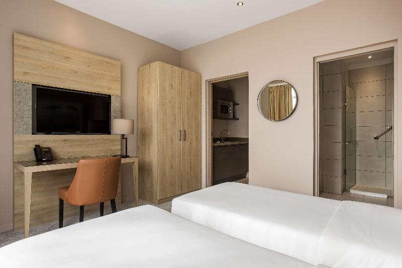 Deluxe Room City View, Sir Adam Hotel, Part Of Sircle Collection