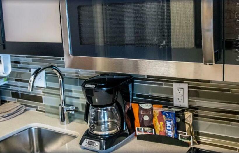 스탠다드 스튜디오 킹침대, Staybridge Suites Denver Downtown, An Ihg