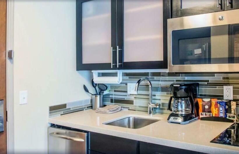 Escritório Estándar, Staybridge Suites Denver Downtown, An Ihg