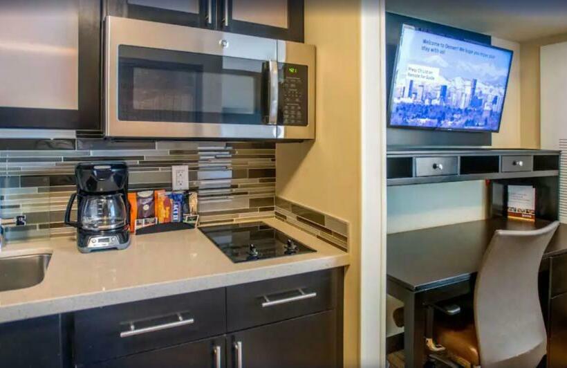 스탠다드 스튜디오, Staybridge Suites Denver Downtown, An Ihg