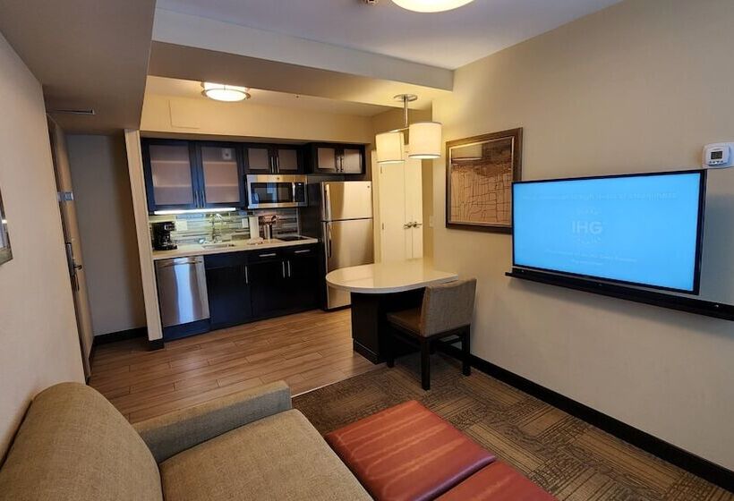 스위트 킹사이즈 침대, Staybridge Suites Denver Downtown, An Ihg