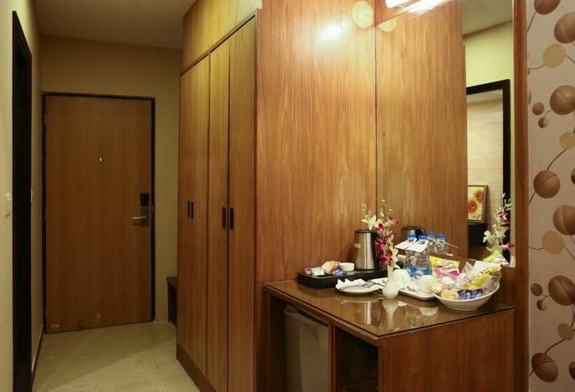 클럽 룸, The Stadel