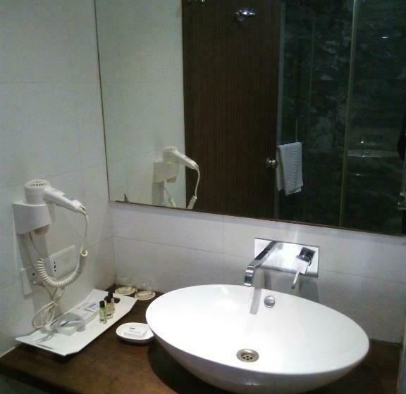 클럽 룸, The Stadel