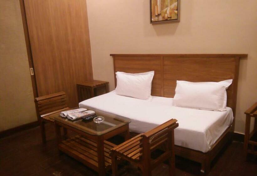 스위트, The Stadel