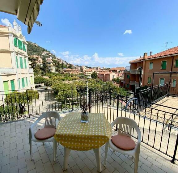 스탠다드 발코니 룸, Albergo Villa Ada