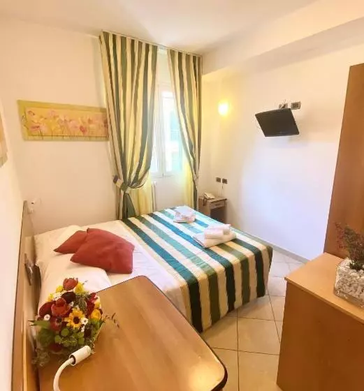 スタンダードトリプルルーム, Albergo Villa Ada