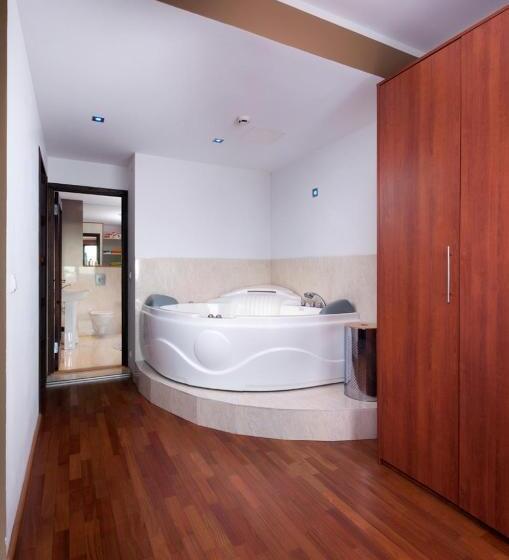 آپارتمان 3 خوابه با چشم‌انداز دریا, Pirita Sea View Apartments