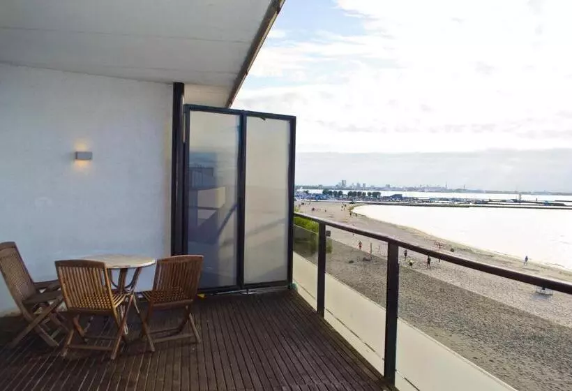 Huoneisto 1 Makuuhuone Merinäkymä, Pirita Sea View Apartments