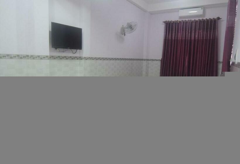 اتاق استاندارد چهار تخته, 2001 Motel