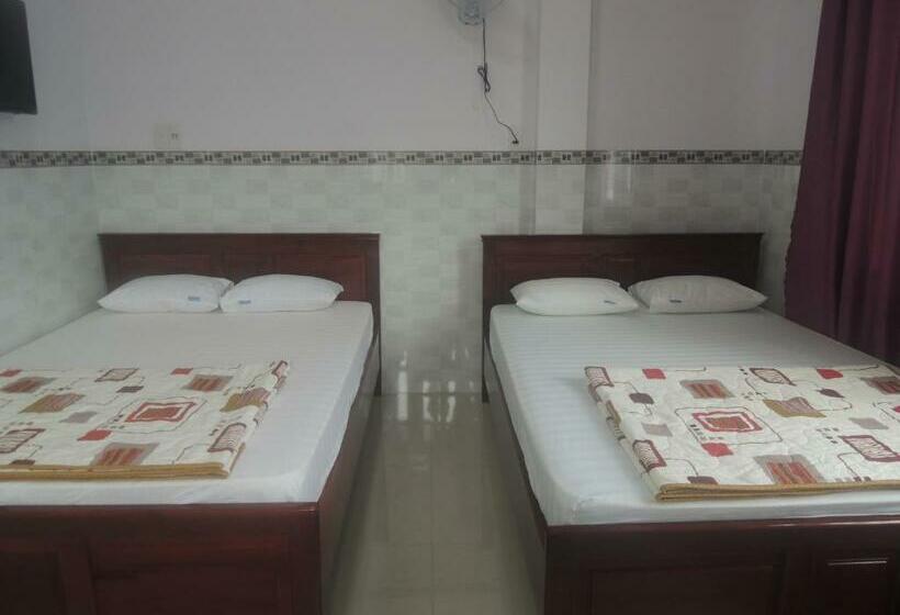 اتاق استاندارد چهار تخته, 2001 Motel