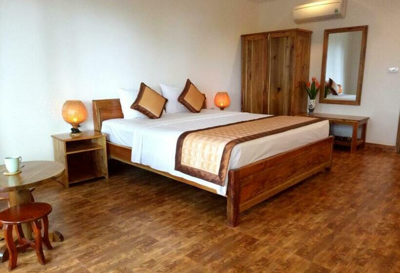 اتاق لوکس با چشمانداز باغ, Ancarine Beach Resort