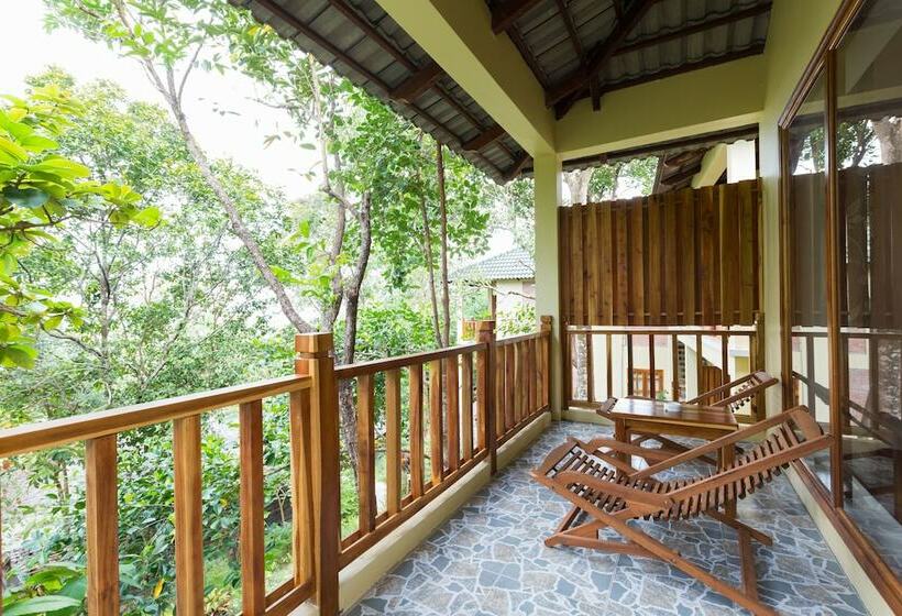 اتاق استاندارد با چشمانداز باغ, Ancarine Beach Resort