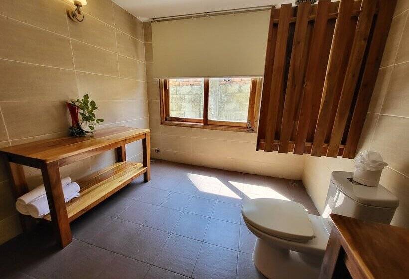 اتاق لوکس با چشمانداز باغ, Ancarine Beach Resort