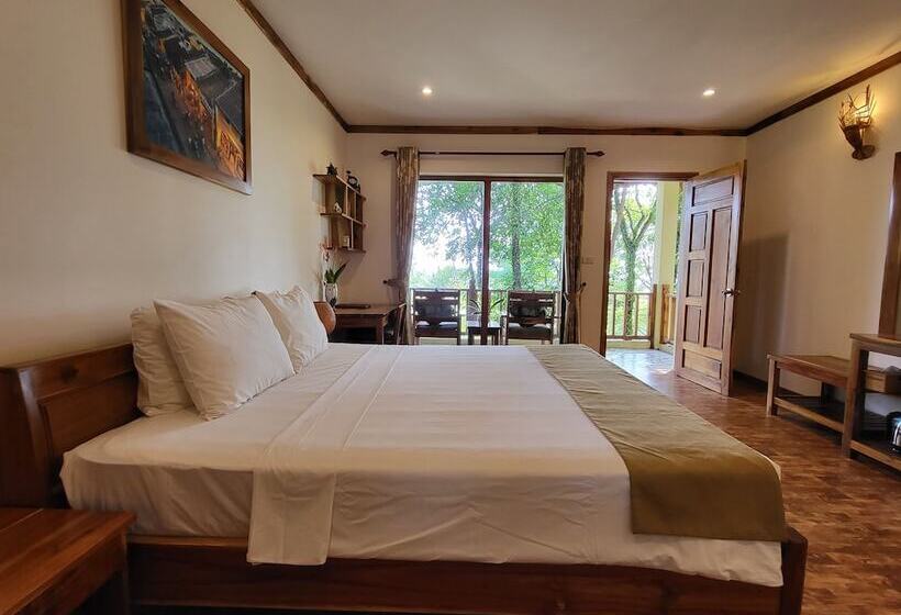 اتاق لوکس با چشمانداز باغ, Ancarine Beach Resort