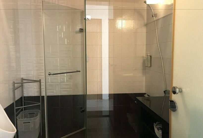اتاق استاندارد, 35 A Li Bnb