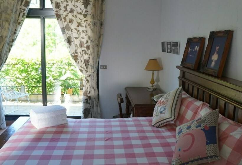 اتاق استاندارد, 35 A Li Bnb