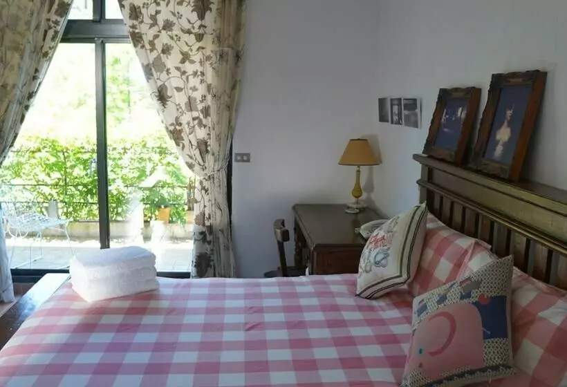 اتاق استاندارد, 35 A Li Bnb