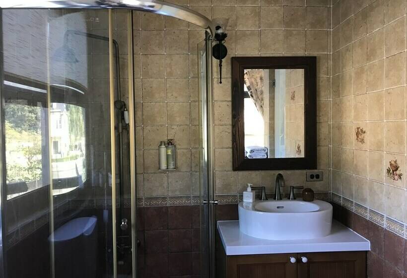 اتاق استاندارد, 35 A Li Bnb