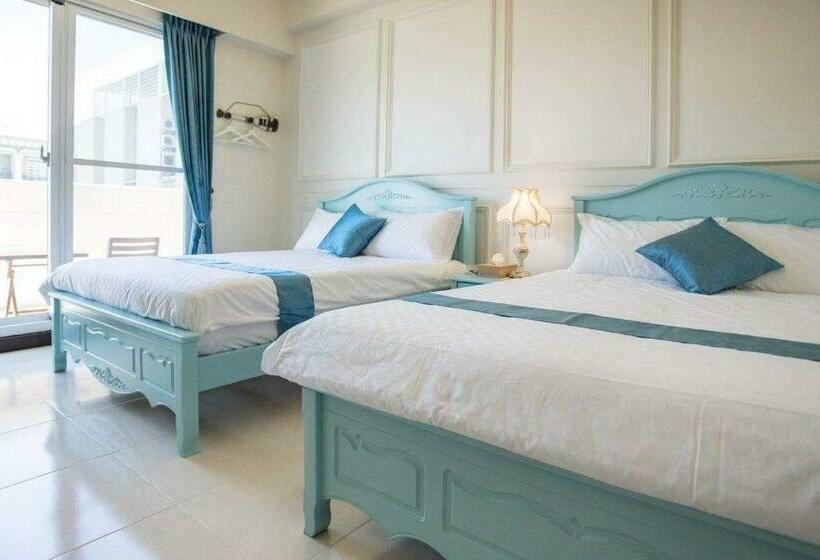 اتاق استاندارد چهارنفره با بالکن, The Bay House