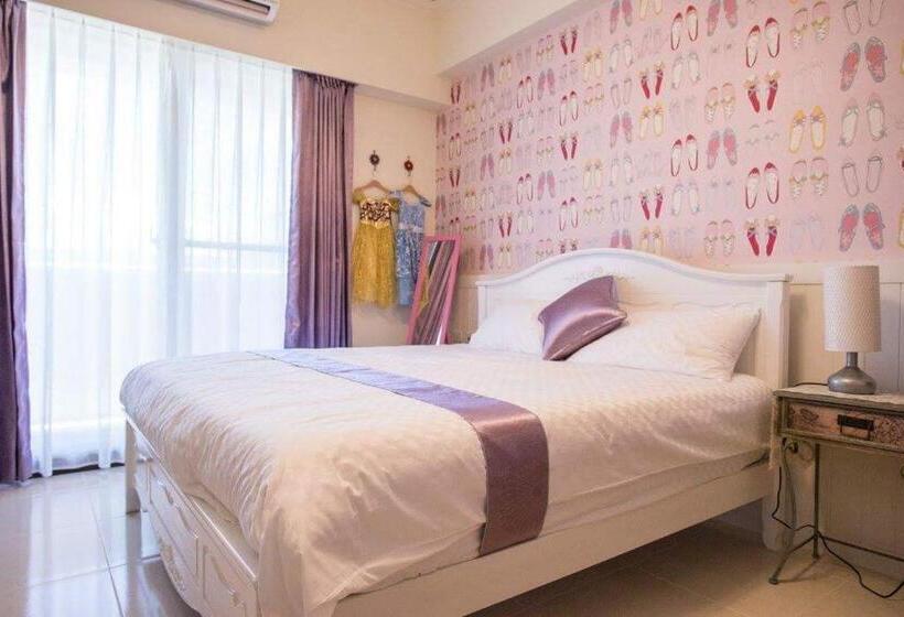 اتاق استاندارد سه تخته با بالکن, The Bay House