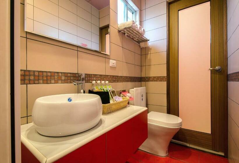 اتاق استاندارد چهار تخته, Easy Home Stay